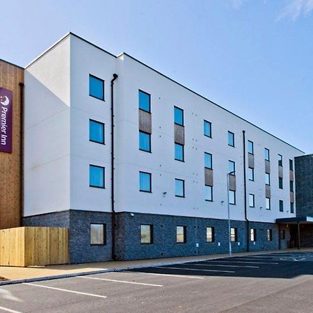 Premier Inn Holyhead Ngoại thất bức ảnh