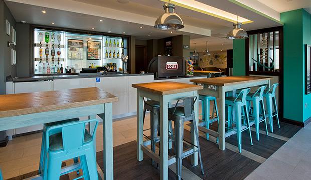 Premier Inn Holyhead Ngoại thất bức ảnh